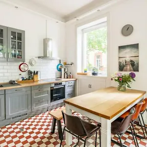 Großzügige Altbauwohnung In Bestlage , Hamburg Deutschland