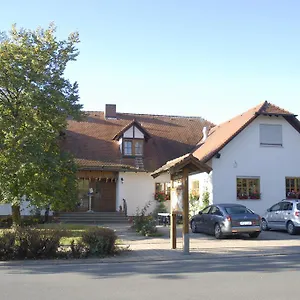 Pensionat Gasthaus-pension Hofmann, Oberdachstetten